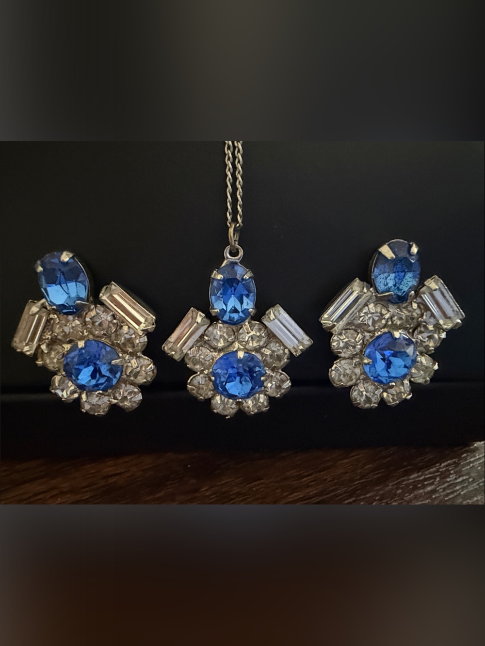 Blue vintage Crystal Cluster Pendant Necklace Set  screw back earrings